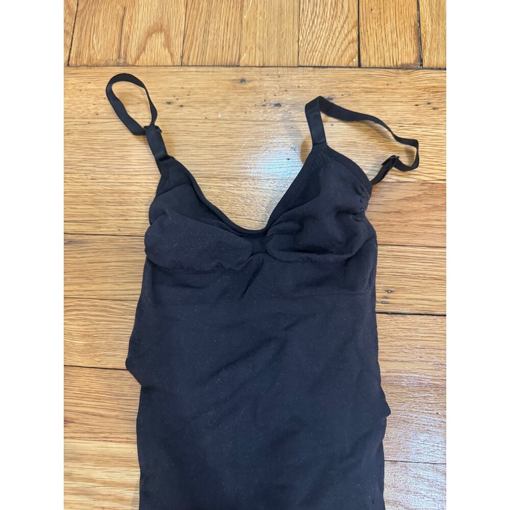 Skims size s/m Black Sculpt Shapewear Sculpting Bodysuit small/ medium NWOT - Picture 9 of 12